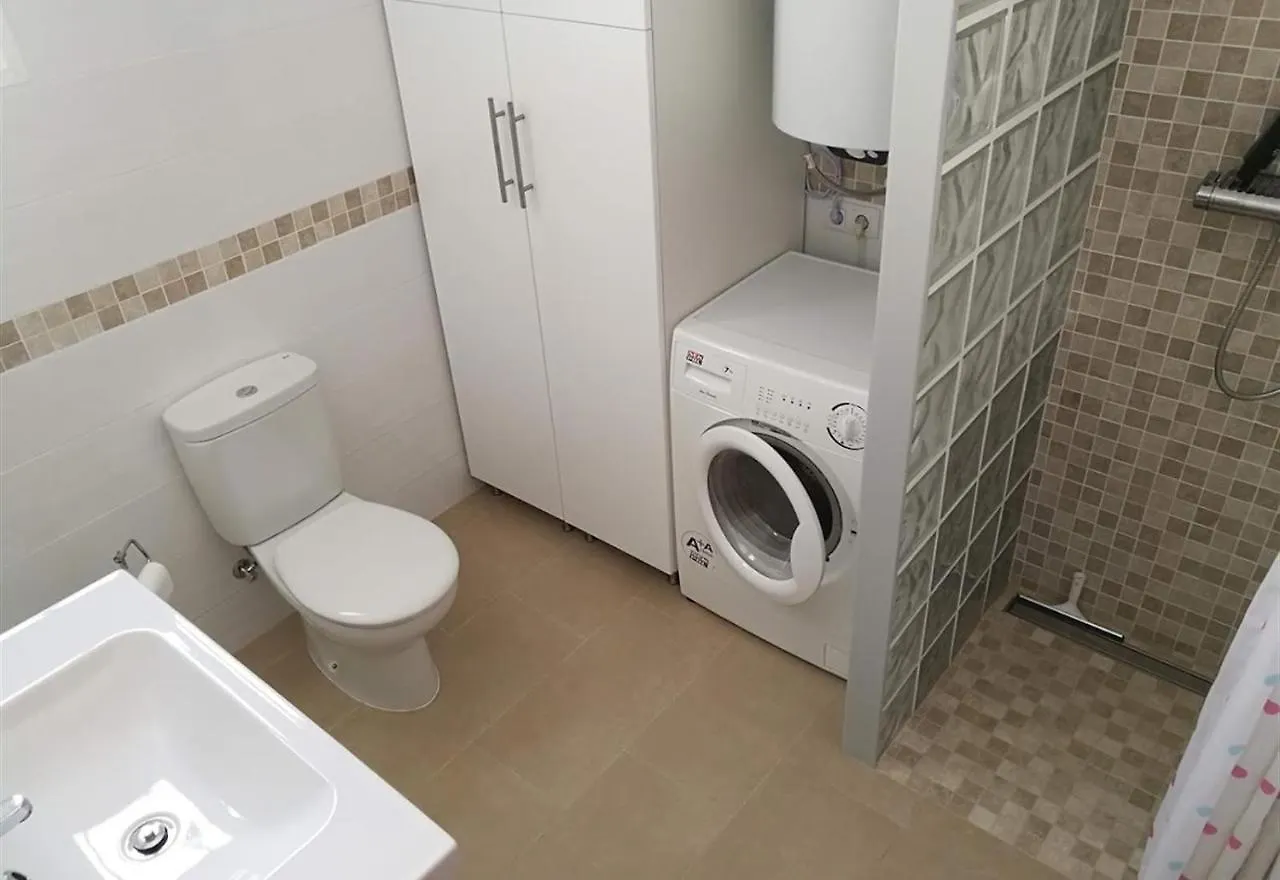 3 Bedroom Spacious Apartment Fuengirola Spain