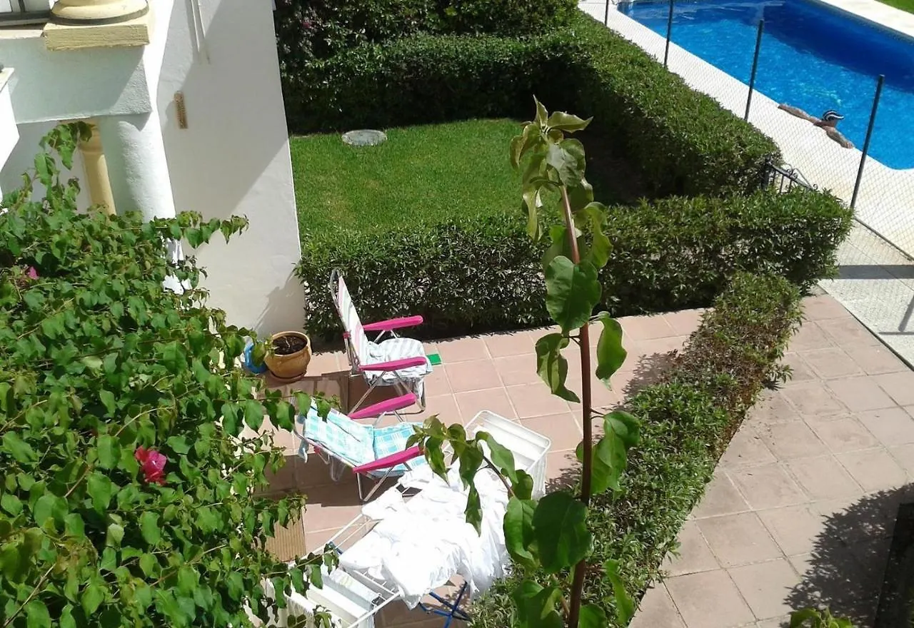 3 Bedroom Spacious Apartment Fuengirola 0*,